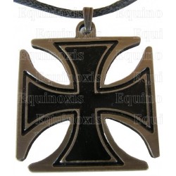 Cross pendant – Teutonic cross